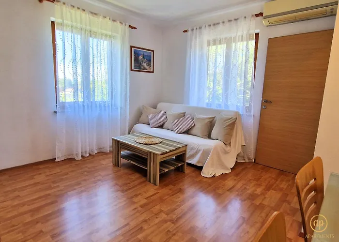 Saria Διαμέρισμα Strunjan